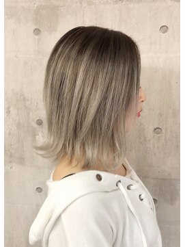 ミラク 町田(MIRAC) 【MIRAC町田店河原崎】ホワイトグレージュグラデーション