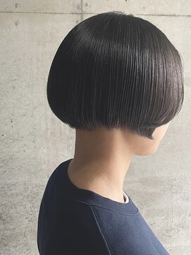 ファミーユラグ キチジョウジ(famille raugh) ショートボブ