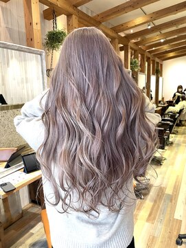 ラグーン(LAGOON) ホワイト系ダブルブリーチカラー・ベージュ・ピンク・透明感