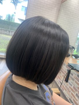 ココカラ(Kokokala) #カット　# イメチェン　#ショートボブ　#内巻き