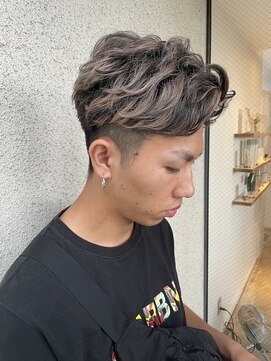 カットアンドトータルビューティ ヴァンキャトル(Cut&Total Beauty VINGT QUATRE) メンズローライトスタイル◎