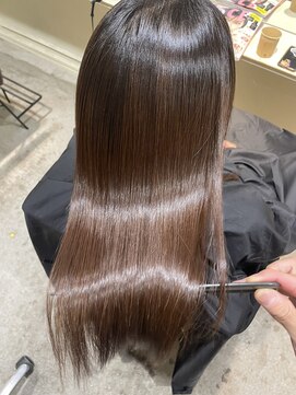 ロロ(ro-ro) 【恵比寿 ro-ro】鶴田限定美髪ストレート矯正