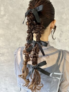 ブレス 横浜(bless) リボン×ツインポニー