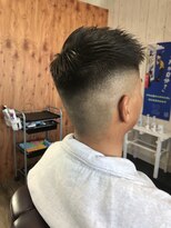 バーバーコマ(BARBER KOMA)&nbsp;フェードカット