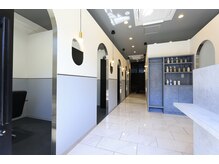 シキ 押上 スカイツリー(SHIKI)の雰囲気（周りも気にならない完全個室サロン）