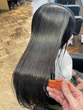 ミンナノポリシー(MIN NANO//POLICY) うねり解消・素髪ツヤストレート