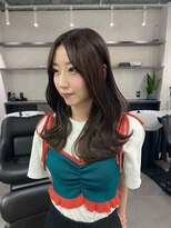 トーン(tone)&nbsp;透明感ブラウンヘア×くびれレイヤーカット