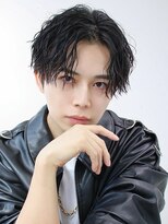 シェノン オム(CHAINON HOMME)&nbsp;クルッとしない縦落ちセンターパート