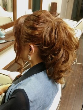 ドレッシングルームディア(Dressing room DEAR) ポニーテールアップ♪