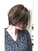 やわらかさのあるショートボブ