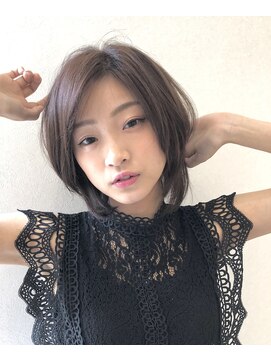 アンビエンテ(ambiente) ショート　透明感　アッシュ【坂根】