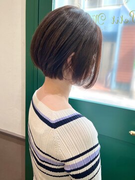 プチメゾントウキョウ(Petit Maison Tokyo) ショートボブ_コンマヘア