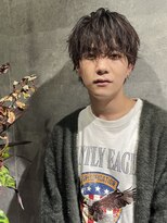 ゴールドシブヤ(GOALD SHIBUYA)&nbsp;ツイストスパイラル波打ちスパイラルセンターパート刈り上げ束感