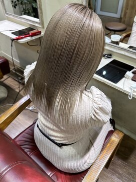 ロア(Loar) milk tea blond×ULTOWA トリートメント