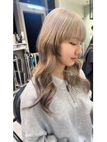 リリー(Lilley)&nbsp;【lilley 稲永麻衣】ホワイトベージュ+ブリーチ+天神韓国ヘア