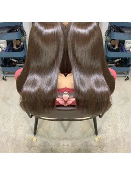 ロク 高田馬場(lok) 美髪ロングストレート【高田馬場　lok】