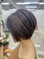 コアフィールドマサコ 小松島店(COIFFURE de MASAKO) 前下がりショートボブ