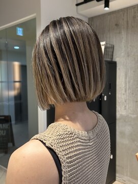 ブリッツバイレボ 船橋(BLITZ by REVO) ボブバレイヤージュ@yuuka_revo