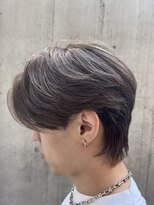 アルム オモテサンドウ(ALLM omotesando)&nbsp;韓国ヘア　センターパートウルフ　カルマパーマ　表参道