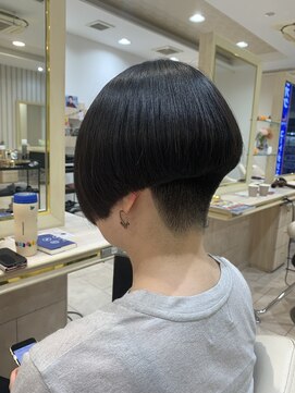 アッシュ 仙川店(Ash) 40代縮毛矯正ツーブロック 刈り上げ グラデーション前下がりボブ