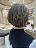 白髪ぼかしハイライトグラデーションボブ40代50代60代ボリューム