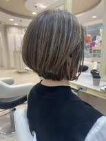 アッシュ 仙川店(Ash)&nbsp;白髪ぼかしハイライトグラデーションボブ40代50代60代ボリューム