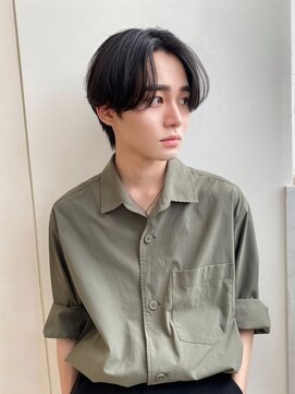 ユーフォリア 渋谷グランデ(Euphoria SHIBUYA GRANDE) センターパート　ニュアンスパーマ　毛流れパーマ