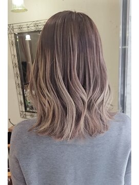 ウィット(8) グラデーション×ピンクグレージュ