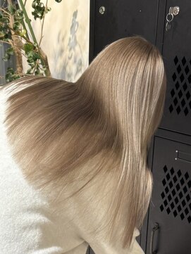 ヲタク(wotaku.) ミルクティーベージュホワイトベージュトリプルカラーハイトーン