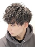 原宿ツイストスパイラルパーマ刈り上げラウンドマッシュヘア黒髪
