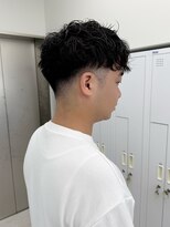 ビューナゴヤ 名駅(VIEW NAGOYA)&nbsp;メンズ/サーフカール/刈り上げセンターパート/波巻きツイスパ