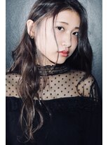 アーシャム(Arsham)&nbsp;抜け感シンプルモードスタイル☆