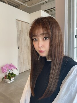 アルト(ALTO) 大人可愛いラフストレート×シースルーバング×ナチュラルカラー