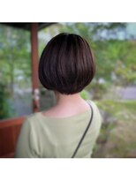 ナンバーエイト(number eight)&nbsp;赤み消しカラー◎上品なハニボブ×タンバルモリ★小顔感◎