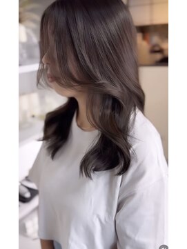 ジィルム(XELM) グレージュヘア【高崎】