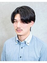 ジェイドゼロウィズアクロス(JADE -zero- with AKROS)&nbsp;曲がる縮毛矯正　ナチュラルセンターパート