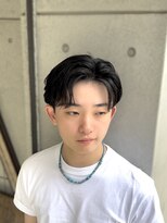 リンダ(LYNDA)&nbsp;センターパート/ダークアッシュ/ニュアンスパーマ/宮城/仙台