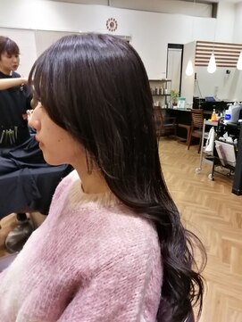 オラ ボーテ(Aura Beaute) 大人綺麗ラベンダーゆる巻きスタイル