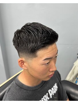 アイコン ブルー メンズ(I-CON #blue MEN'S) フェザーアップ×スキンフェード【池袋フェード】