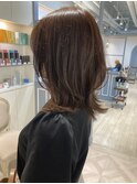 外ハネくびれミディアムレイヤーナチュラルブラウン赤羽美容室