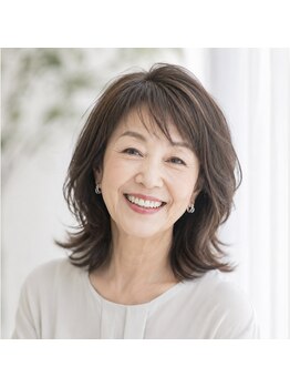 アンラタ(anrata)の写真/白髪も色持ちも艶も、毎月のカラーを心地よく続けたい大人髪へ。やさしく上品に染まる色仕上がりへ導く提案