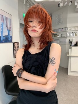 ペレ 原宿(PELE) ダークパープルナチュラルショート夏のヘアアレンジ原宿