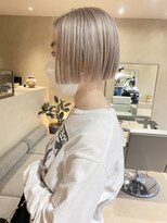 ロウROW)&nbsp;ワンブリーチで作るホワイトベージュ
