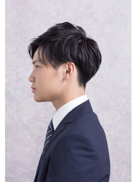 スタジオ 渋谷 原宿(Stujio) ツーブロックスタイル