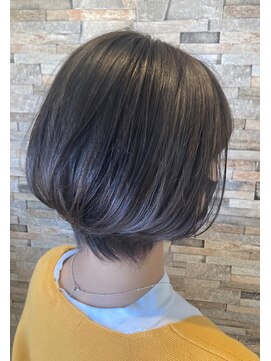 デュアリテ(dualite) 『 レイヤーボブ シルバーグレージュ☆ダブルカラーで透明感 』