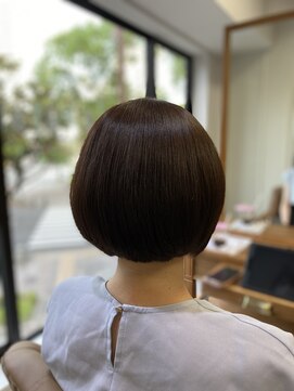 フツーロ 栄(FUTURO) カット/ボブ_ショート