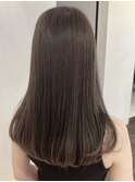 透明感たっぷりブラウンベージュ