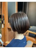 ショートボブ