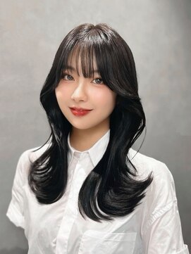 ニトバイアンキシム(nit by ahnkism) 韓国風レイヤーカット顔まわりくびれオルチャン 心斎橋