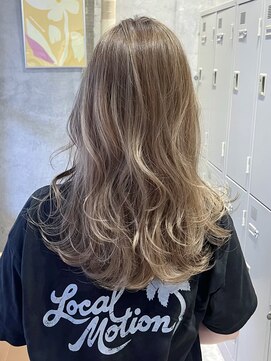 トマト(TOMTO) 【RENA】柔らかベージュ_ハイライトカラー